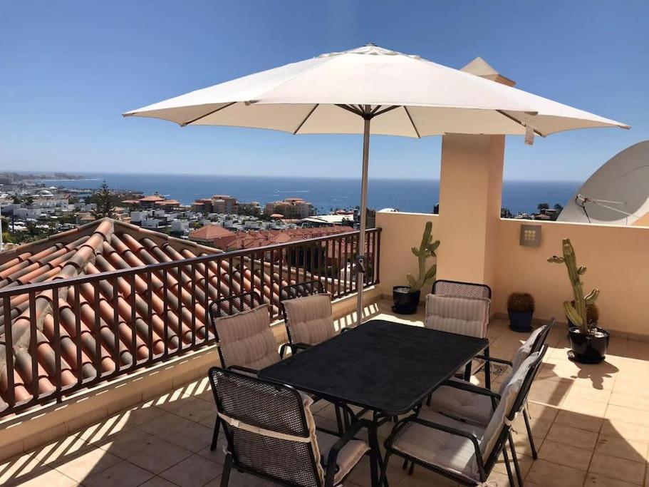 33 Pleasures Del Duque Apartment 아데제 외부 사진