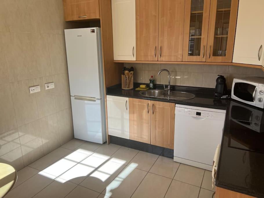 33 Pleasures Del Duque Apartment 아데제 외부 사진